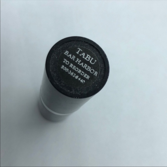 Clinique Powder Blusher, Lipstick, Brow gel - Picture 3 of 6